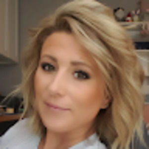 Meet your Posher, Niki